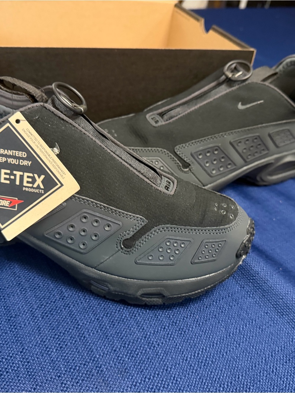 Women’s Nike air max sndr gore-Tex shoes size 9 brand new black GTX shoes